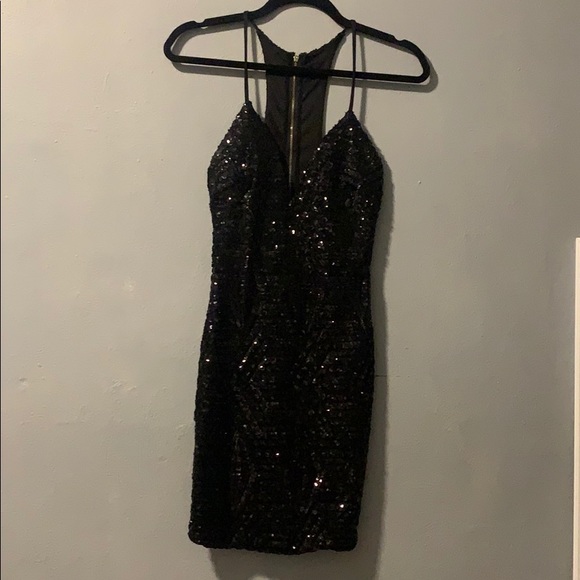 Black sequin night out dress! 🖤 - Picture 7 of 8